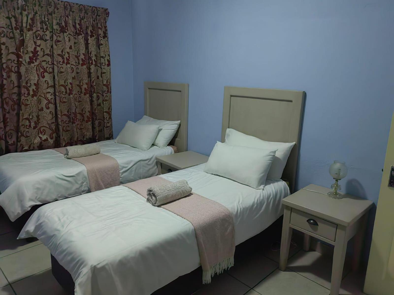 Sibahlenomhlambi Guesthouse 斯普林斯 外观 照片