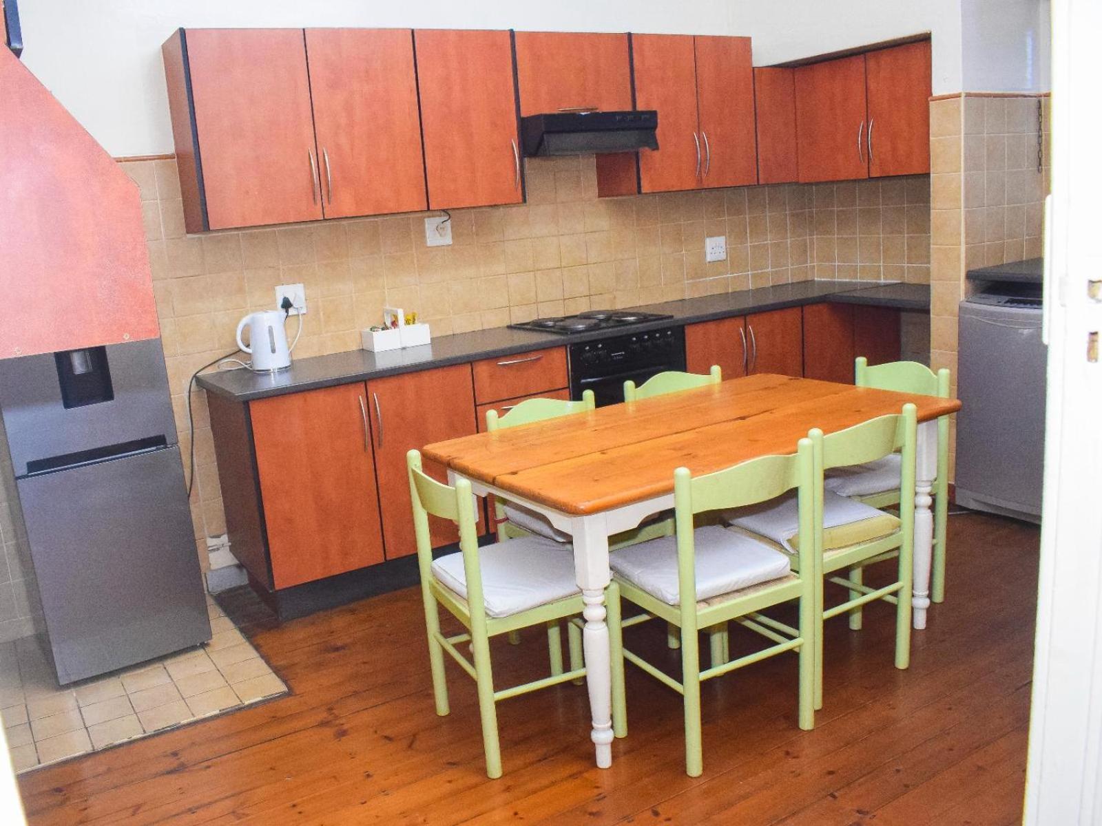 Sibahlenomhlambi Guesthouse 斯普林斯 客房 照片
